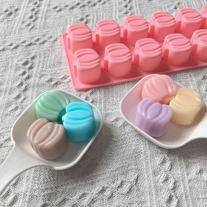 1pc 12 cavity pumpkin shaped silicone mold, DIY biscuit, candy, chocolate, dessert, cake decoration plugin, kitchen baking mold