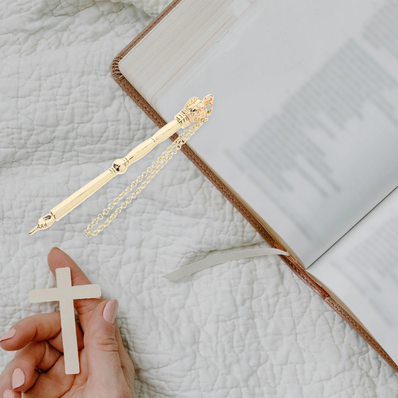 Jewish Gifts Reading Tool Pointer Metal Finger Torah Pointer Bible Reading Synagogue Book Finger Tool Portable Finger Pointer