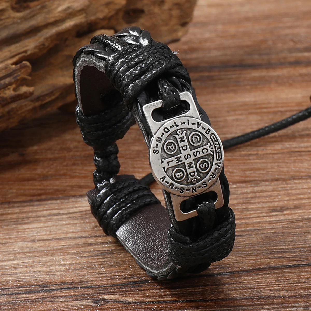 1PC Men's Fashion Geometric Circular Bracelet Hand Rope Jewelry, Suitable for Date, Party, Festival Gift -5105