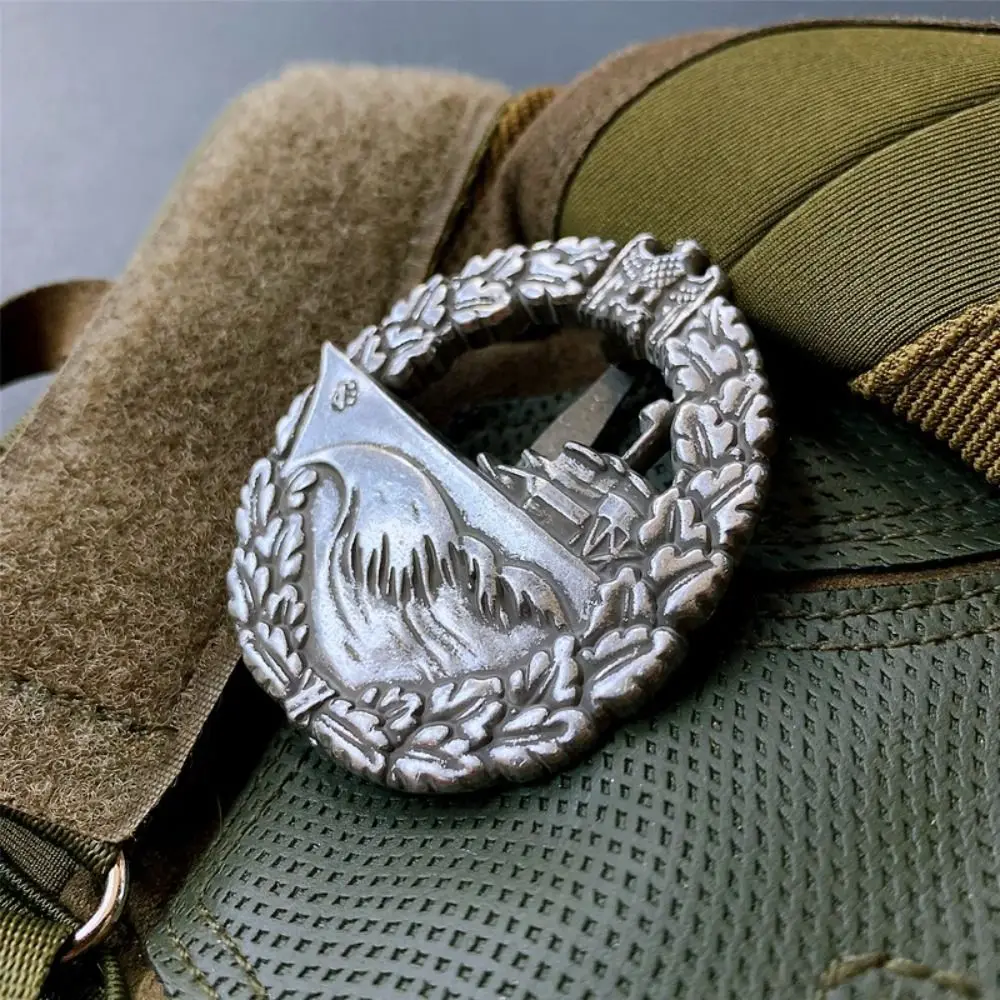 Portable Retro Eagle Metal Badge 3D Embossed Zinc Alloy Emblem Anti-Rust Vintage Brooch Pin Universal