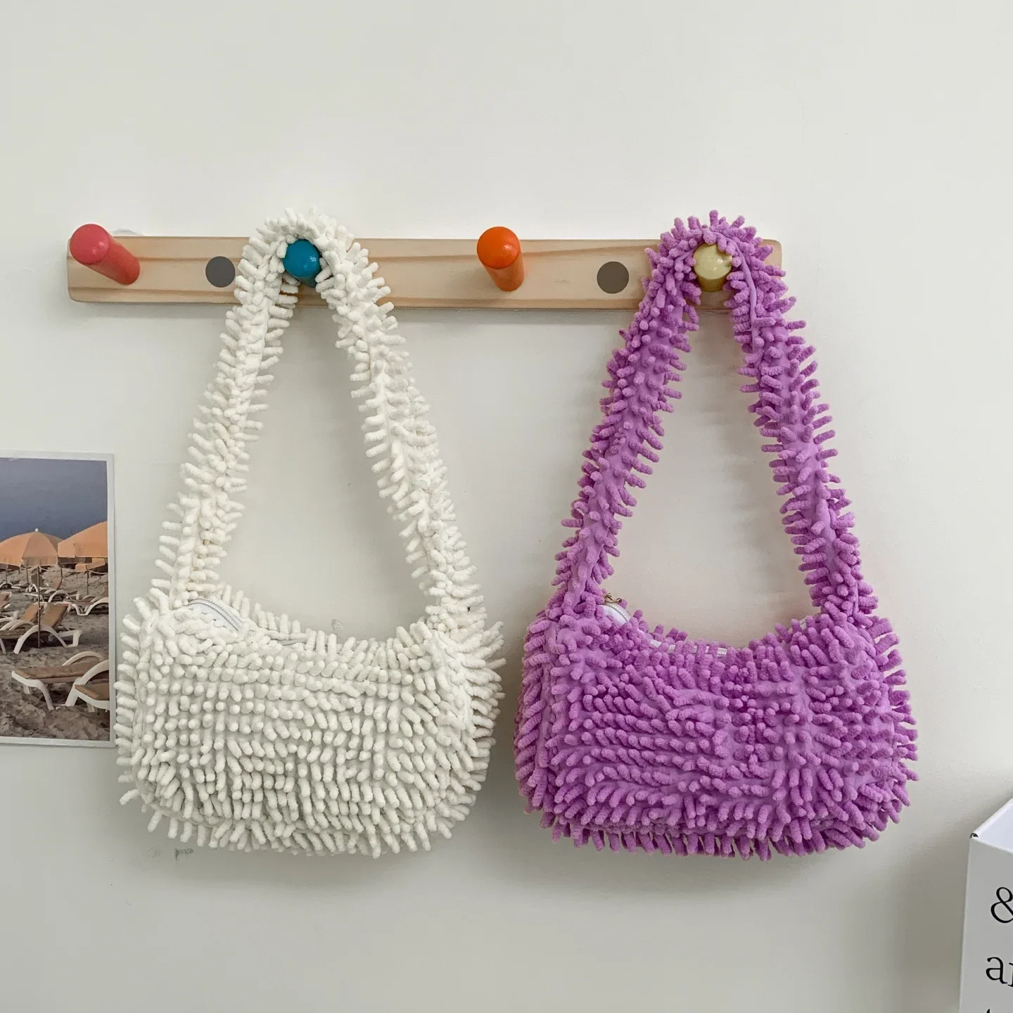 Autumn Winter 2025 New Hong Kong Style - Plush Plaid Underarm Bag, Cute Girly Casual Versatile Handheld Shoulder Bag