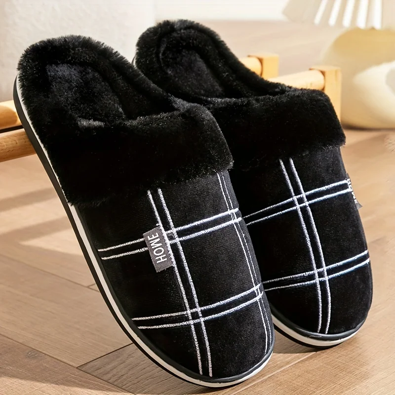 Men's large 48-49 size plaid home slippers Winter plush home shoes Made of memory cotton Warm and cozy non-slip bedroom slippers