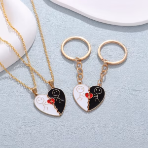 Fashion Stickman Heart Charm Couple Magnetic Necklace for Men Women Trendy Splicing Heart Pendant Jewelry Gifts Couple Item 2024