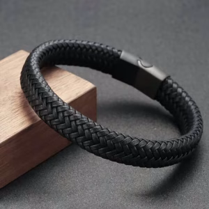 Black PU Leather Magnetic Bracelet Men’s Mature and Stable and Elegant Giving Men The Best Gift for Men