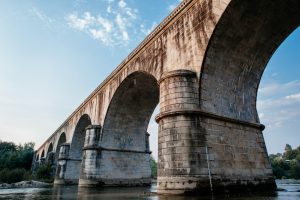 The Velocity Vault: How Bridge Loans Propel Real Estate Investors from Deal to Dynasty
