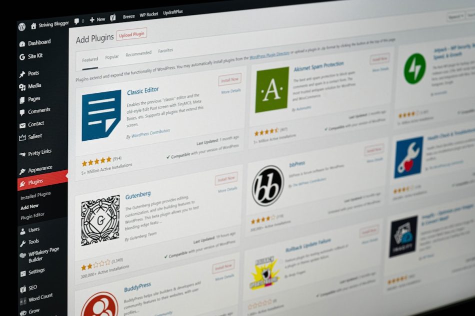 best crypto website layout for ads revenue