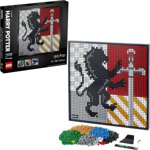 LEGO Art Harry Potter Hogwarts Crests 31201 Building Kit; Perfect for Adults Who Love Hobbies and Collectibles, New 2021 (4,249 Pieces)