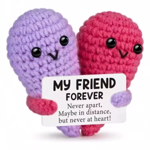 1 Piece of Fun Crochet Heart, a Birthday Gift for a Best Friend, Valentine’s Day/Long-Distance Relationship Gift, Farewell Gift for a Colleague/Best Friend, Cute Handmade Valentine’s Day Desktop Decoration
