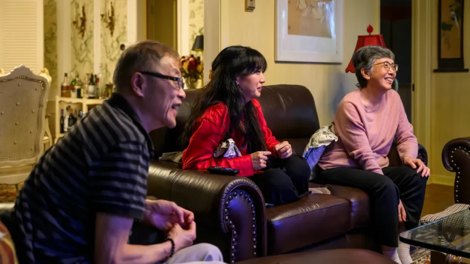 Jamie Ding’s ‘Jeopardy!’ winning streak amazes his Grosse Pointe family Jamie Ding’s ‘Jeopardy!’ winning streak amazes his Grosse Pointe family