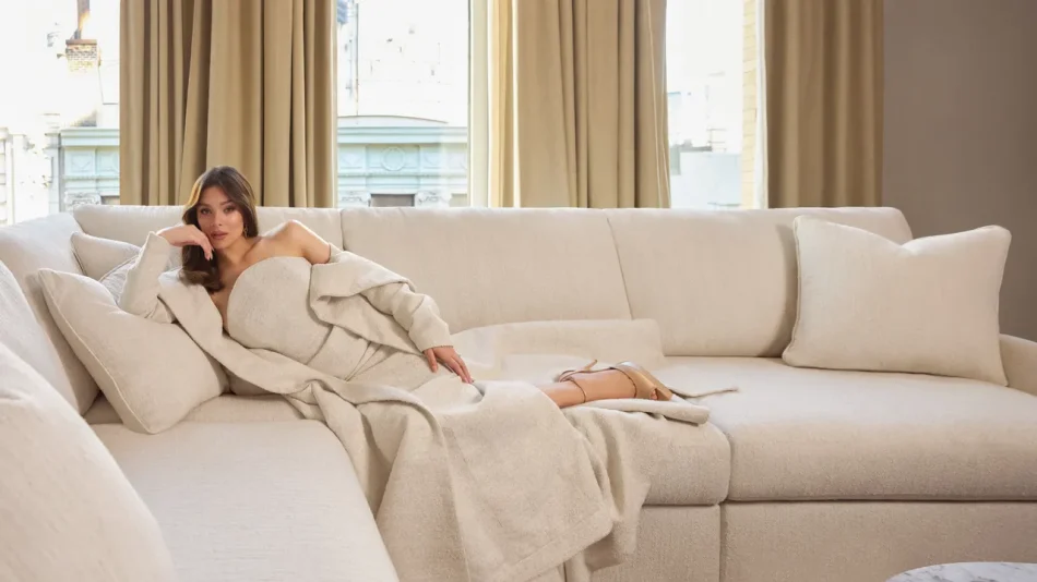 How Hailee Steinfeld Prepared Her Home for Her Next “Season of Life” as a New Mom How Hailee Steinfeld Prepared Her Home for Her Next “Season of Life” as a New Mom
