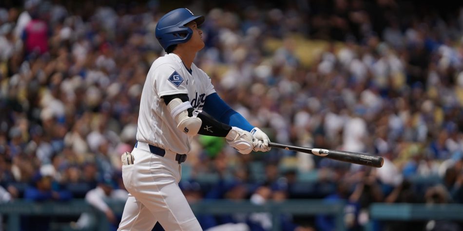 Shohei Ohtani homers off first pitch from Jacob deGrom Shohei Ohtani homers off first pitch from Jacob deGrom