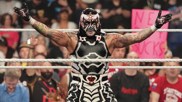 WATCH: Penta Gets Mortal Kombat Sponsored Entrance at WrestleMania 42 WATCH: Penta Gets Mortal Kombat Sponsored Entrance at WrestleMania 42