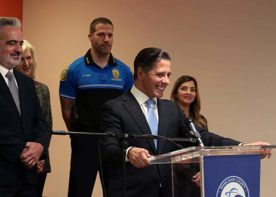 Tech company in Carvalho-related FBI probe collected .6M from Miami-Dade schools Tech company in Carvalho-related FBI probe collected .6M from Miami-Dade schools