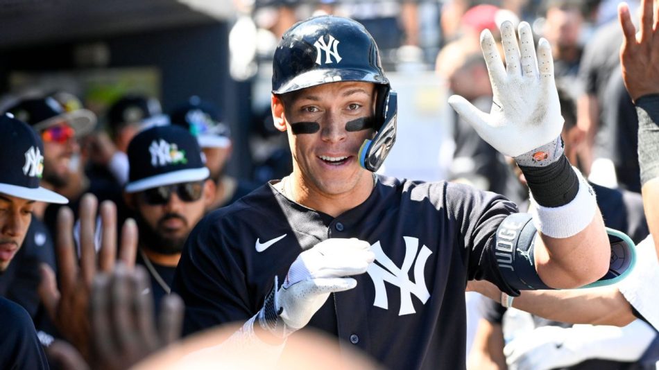 Aaron Judge’s cleats feature logo of his dogs, Penny and Gus