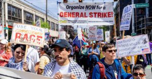 Seattle’s Socialist Mayor Taunts the Rich as Rift With Starbucks Widens
