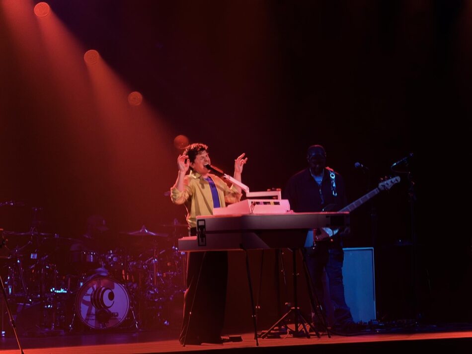 Charlie Puth’s ‘Whatever’s Clever!’ tour stuns Chicago Charlie Puth’s ‘Whatever’s Clever!’ tour stuns Chicago Charlie Puth’s ‘Whatever’s Clever!’ tour stuns Chicago Charlie Puth’s ‘Whatever’s Clever!’ tour stuns Chicago