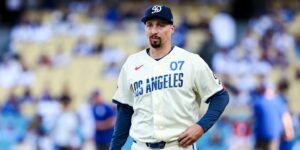 Blake Snell placed on injured list with loose bodies in left elbow