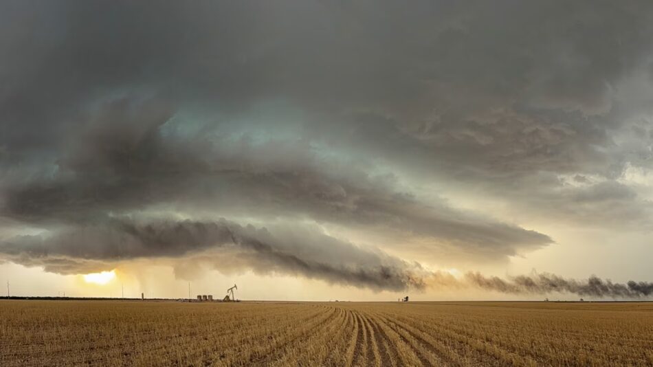 Plains and the Midwest bracing for more severe weather, possible tornadoes Plains and the Midwest bracing for more severe weather, possible tornadoes
