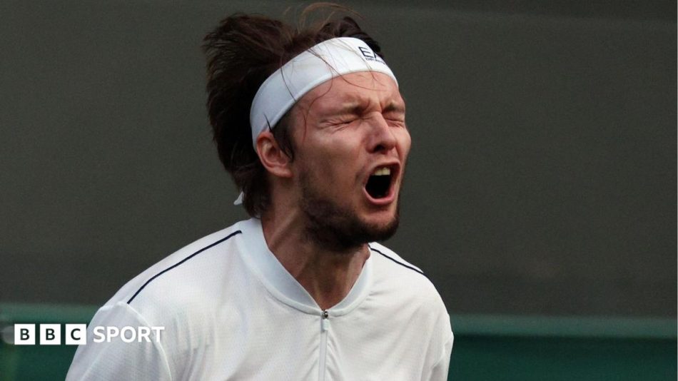 Wimbledon 2026 LIVE: Alexander Bublik v Frances Tiafoe – stream, radio, text updates, order of play & scores Wimbledon 2026 LIVE: Alexander Bublik v Frances Tiafoe – stream, radio, text updates, order of play & scores