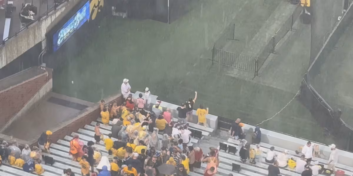 Families locked out of Kinnick Stadium during Savannah Bananas game