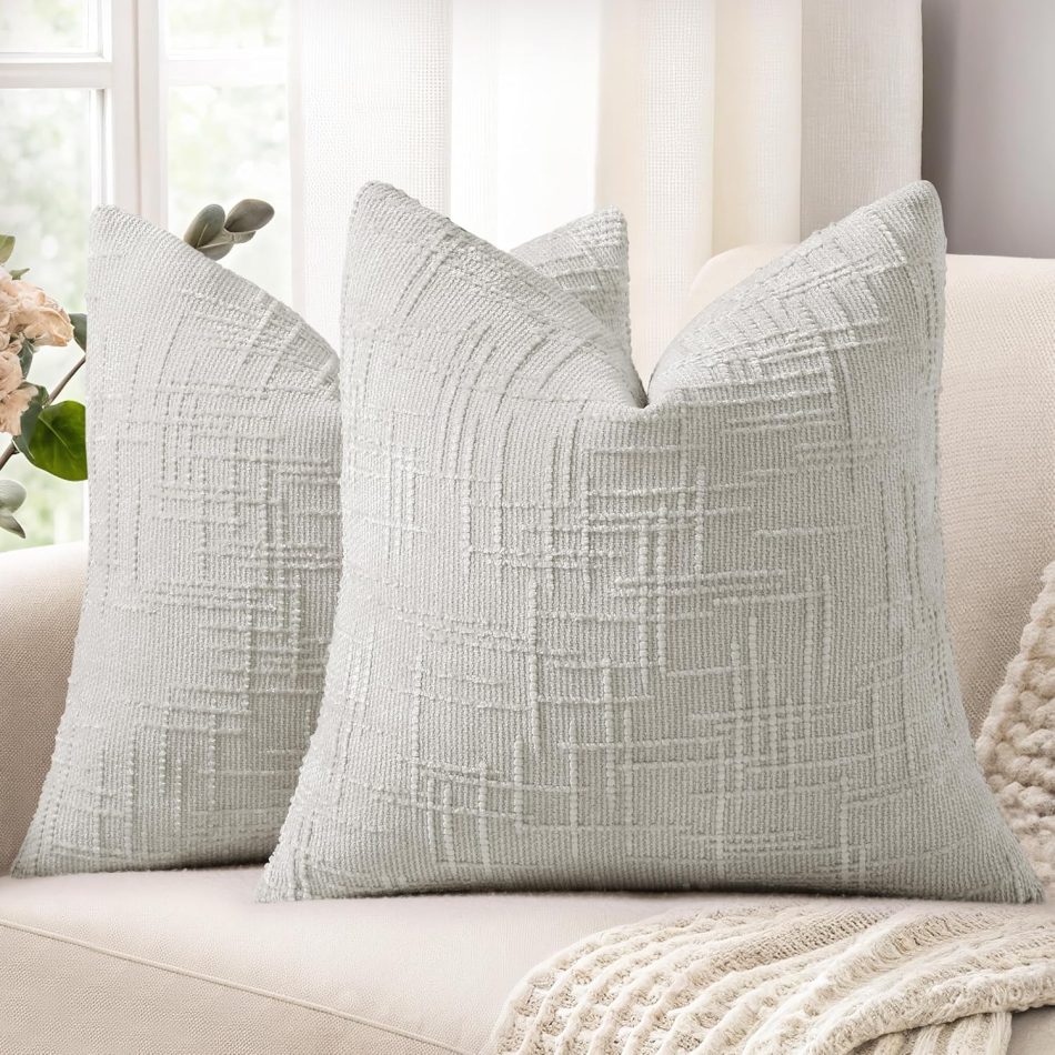 decorUhome Fall Light Grey Chenille Throw Pillow Covers 18×18 Set of 2 Textured Soft Cozy Slubby Couch Pillow Covers Modern Farmhouse Boho Decorative Pillow Cases for Bed Sofa Living Room