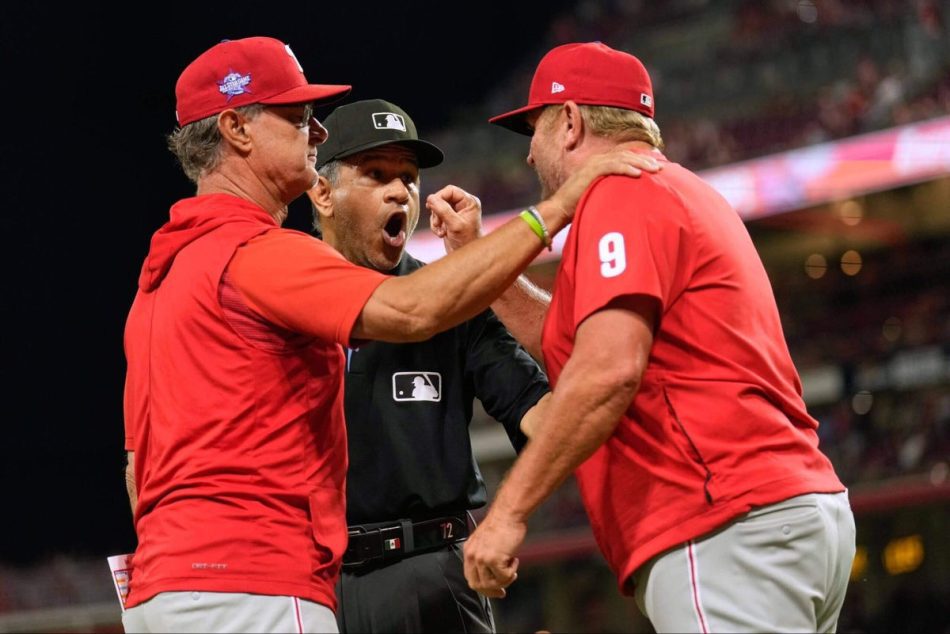 Two Phillies coaches tossed after Reds’ Elly De La Cruz called safe at second base Two Phillies coaches tossed after Reds’ Elly De La Cruz called safe at second base