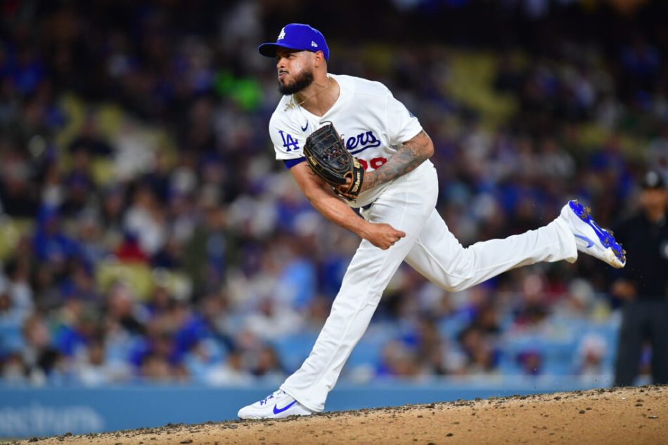 Dodgers Designate Jonathan Hernández For Assignment Dodgers Designate Jonathan Hernández For Assignment