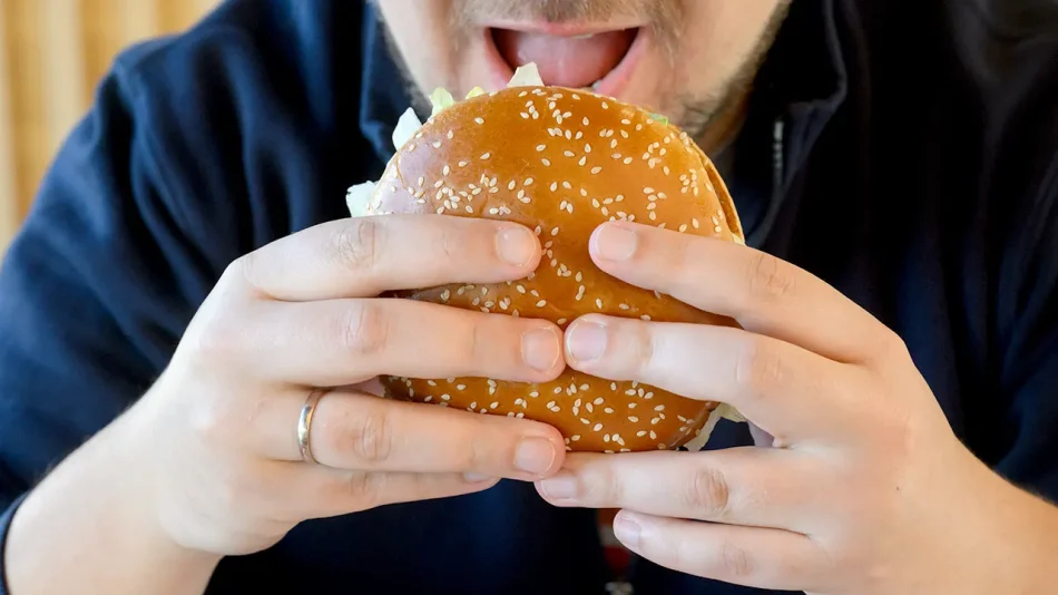 Burger King’s ‘Whopper Guarantee’ promises free burger if order is wrong Burger King’s ‘Whopper Guarantee’ promises free burger if order is wrong